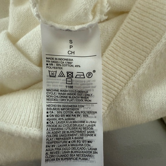 📦 3-Pack: Old Navy V-Neck Sweaters - Navy Stripe, Cream, Black - Size S - Picture 11 of 15